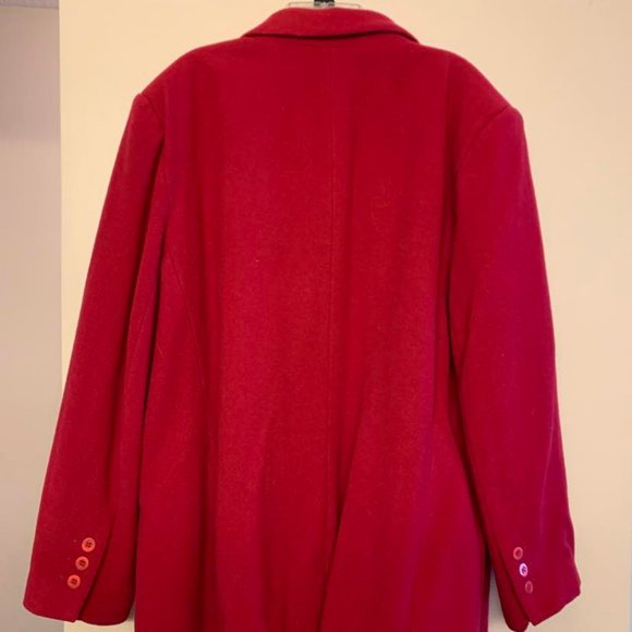 Harve Benard blazer. Deep fuchsia color. Size 22. Excellent condition. Pockets. - Picture 4 of 6